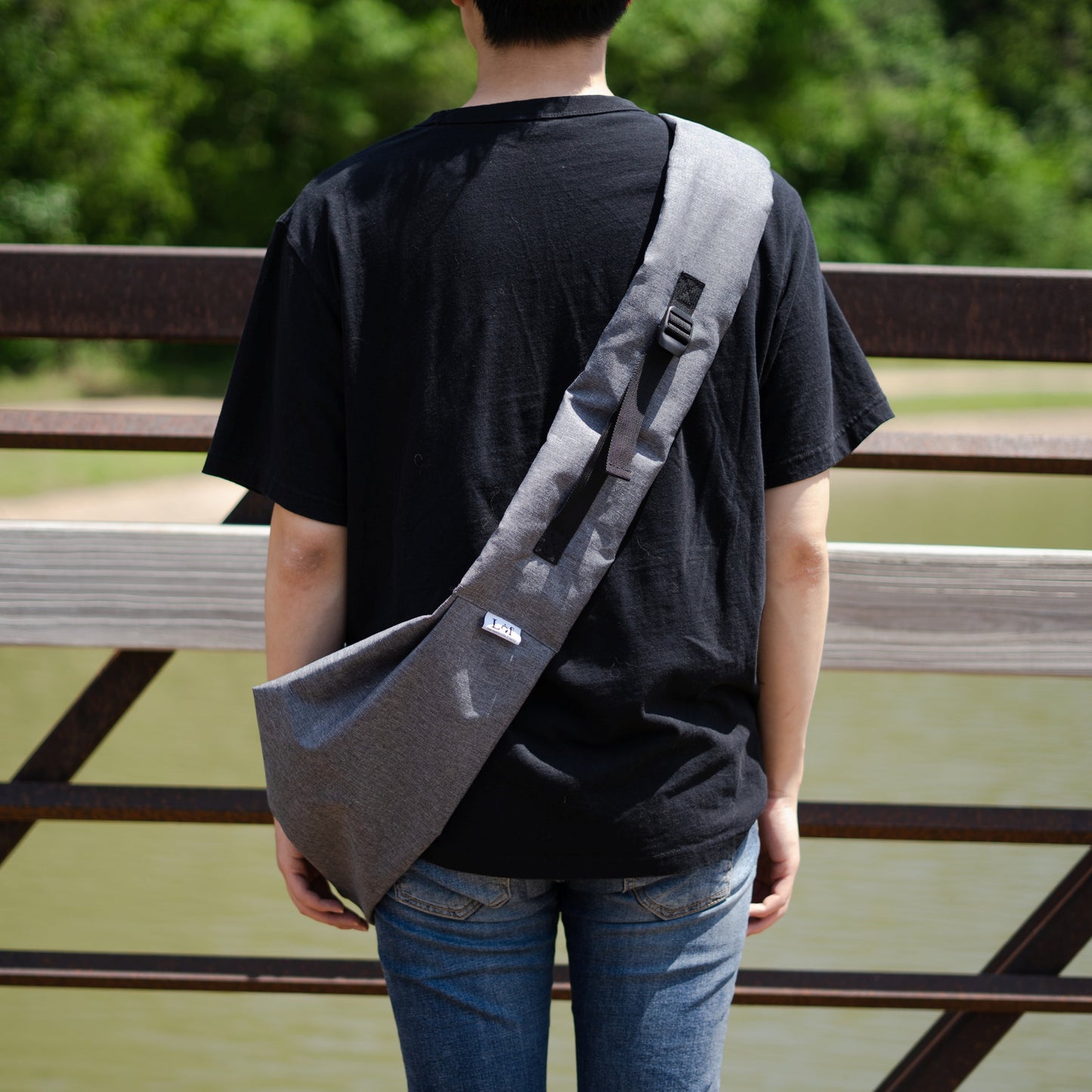 Comfortable & Hands-Free Travel Sling for Small Pets